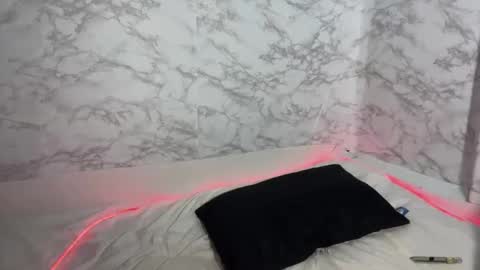 olala baby girl online show from January 14, 2025, 8:37 pm