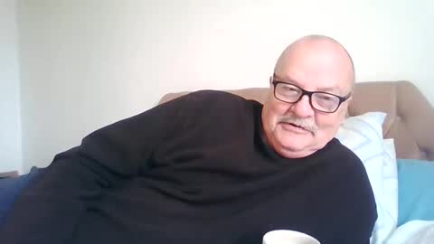 Snapshot of old_fkrr_ chatting on December 5, 2025, 11:52 am old_fkrr_ online show from December 5, 2025, 11:52 am