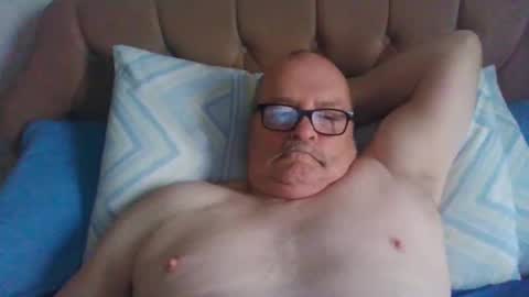 Snapshot of old_fkrr_ chatting on December 23, 2025, 10:13 am old_fkrr_ online show from December 23, 2025, 10:13 am