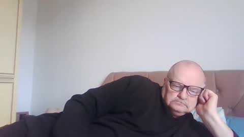 Snapshot of old_fkrr_ chatting on February 23, 2026, 12:13 pm old_fkrr_ online show from February 23, 2026, 12:13 pm