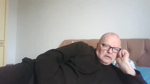 Snapshot of old_fkrr_ chatting on February 27, 2026, 9:53 am old_fkrr_ online show from February 27, 2026, 9:53 am