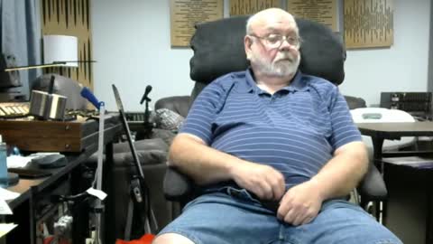 Snapshot of old_guy111 chatting on September 25, 2025, 4:21 pm old_guy111 online show from September 25, 2025, 4:21 pm