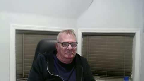 Snapshot of oldguybigd chatting on January 7, 2026, 4:48 am oldguybigd online show from January 7, 2026, 4:48 am