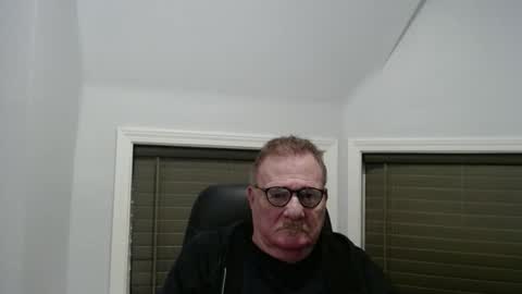 Snapshot of oldguybigd chatting on February 20, 2026, 5:37 am oldguybigd online show from February 20, 2026, 5:37 am