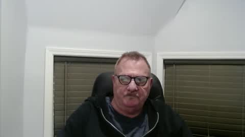 Snapshot of oldguybigd chatting on April 20, 2026, 4:04 am oldguybigd online show from April 20, 2026, 4:04 am