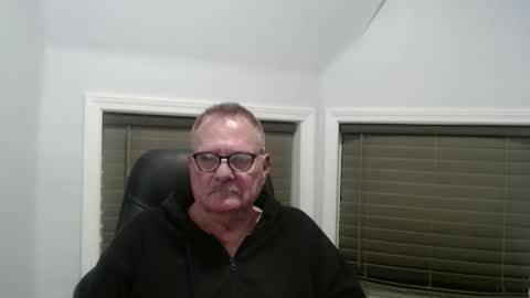Snapshot of oldguybigd chatting on May 20, 2026, 4:29 am oldguybigd online show from May 20, 2026, 4:29 am