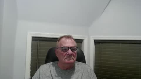 Snapshot of oldguybigd chatting on May 25, 2026, 3:56 am oldguybigd online show from May 25, 2026, 3:56 am
