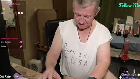 Snapshot of oldnewfun chatting on February 20, 2025, 1:25 am oldnewfun online show from February 20, 2025, 1:25 am