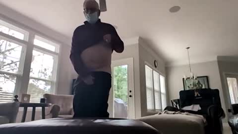 Snapshot of oldsubman chatting on February 22, 2026, 3:54 pm oldsubman online show from February 22, 2026, 3:54 pm