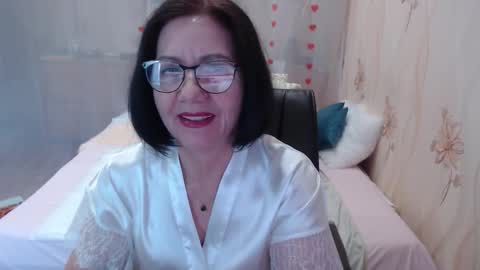 Snapshot of olgahottie chatting on November 2, 2025, 11:51 pm OlgaHottie online show from November 2, 2025, 11:51 pm