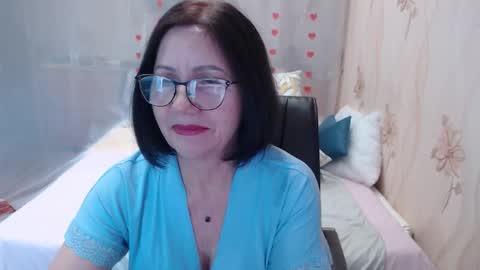 Snapshot of olgahottie chatting on November 3, 2025, 11:15 pm OlgaHottie online show from November 3, 2025, 11:15 pm