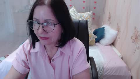 Snapshot of olgahottie chatting on November 21, 2025, 12:32 am OlgaHottie online show from November 21, 2025, 12:32 am