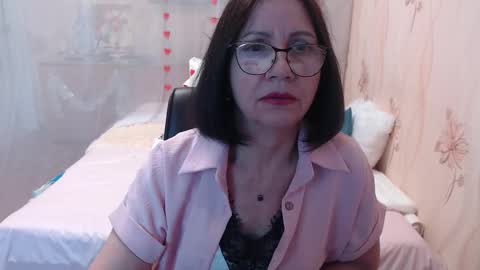 Snapshot of olgahottie chatting on December 15, 2025, 2:38 am OlgaHottie online show from December 15, 2025, 2:38 am