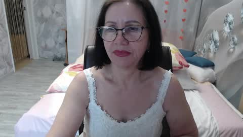 Snapshot of olgahottie chatting on April 10, 2026, 1:22 am OlgaHottie online show from April 10, 2026, 1:22 am