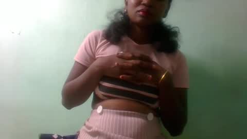 olgamariah203875 online show from March 12, 2025, 3:07 pm