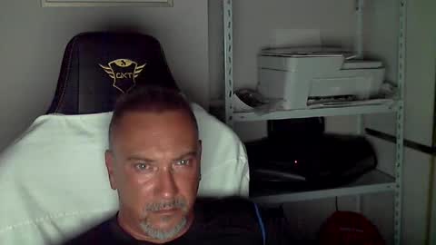 olimpio1230 online show from September 25, 2025, 4:21 pm