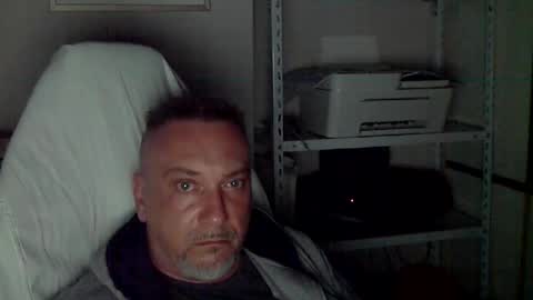 olimpio1230 online show from April 8, 2026, 5:57 pm