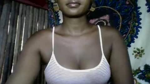 olinah610 online show from April 1, 2026, 7:42 am