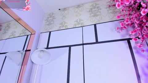 Snapshot of olivejoness_ chatting on November 13, 2025, 5:50 am olive online show from November 13, 2025, 5:50 am