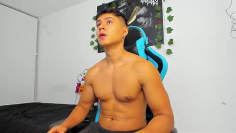 Oliver bray online show from January 14, 2025, 2:50 am