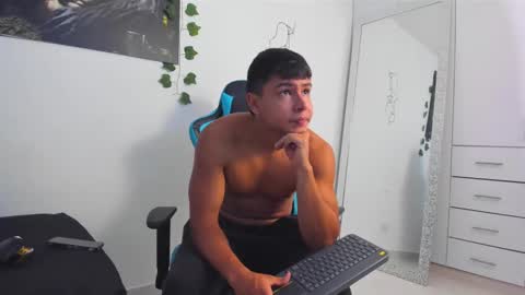 Oliver bray online show from March 6, 2025, 3:13 pm