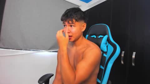 Oliver bray online show from October 22, 2025, 5:02 pm