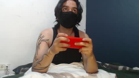 Snapshot of oliver_laid_2023 chatting on December 7, 2024, 6:37 pm oliver_laid_2023 online show from December 7, 2024, 6:37 pm