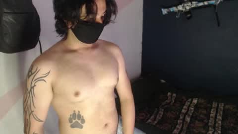 Snapshot of oliver_laid_2023 chatting on December 13, 2024, 8:15 pm oliver_laid_2023 online show from December 13, 2024, 8:15 pm
