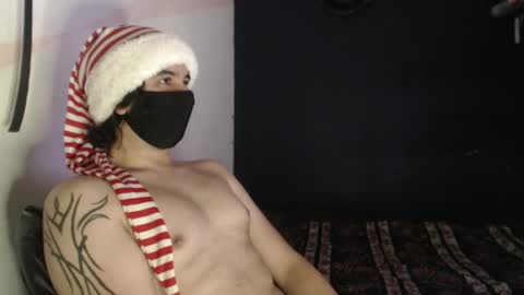 Snapshot of oliver_laid_2023 chatting on December 15, 2024, 11:31 pm oliver_laid_2023 online show from December 15, 2024, 11:31 pm