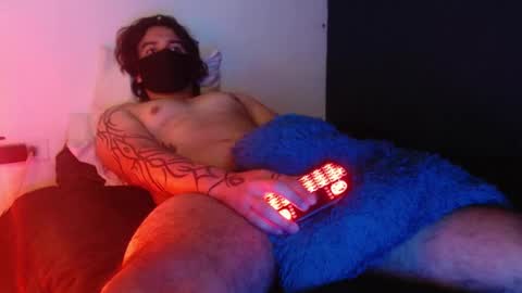 Snapshot of oliver_laid_2023 chatting on December 19, 2024, 6:01 pm oliver_laid_2023 online show from December 19, 2024, 6:01 pm