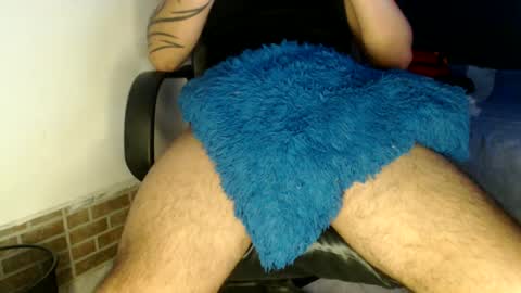 Snapshot of oliver_laid_2023 chatting on February 12, 2025, 6:29 am oliver_laid_2023 online show from February 12, 2025, 6:29 am