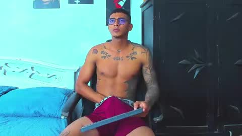 oliver_smith_2 online show from July 20, 2026, 8:11 pm