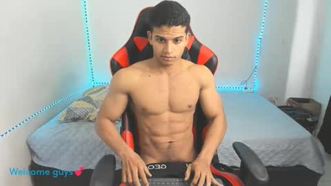 oliver thompsson online show from November 23, 2025, 12:05 pm