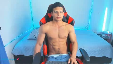 oliver thompsson online show from July 8, 2026, 1:37 pm