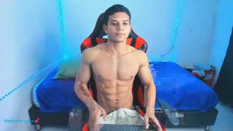 oliver thompsson online show from July 14, 2026, 2:38 am