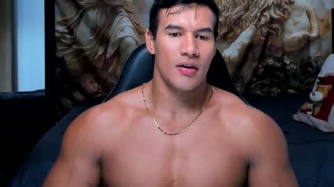 Snapshot of oliver_tommy chatting on November 13, 2025, 1:15 am oliver_tommy online show from November 13, 2025, 1:15 am