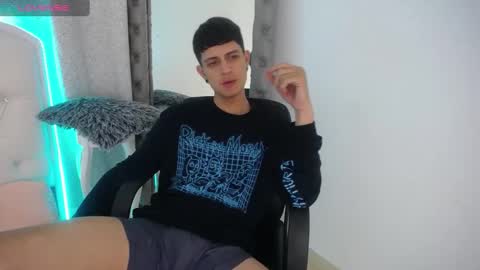 Snapshot of oliverkoch chatting on January 16, 2025, 3:56 am Oliver Koch online show from January 16, 2025, 3:56 am