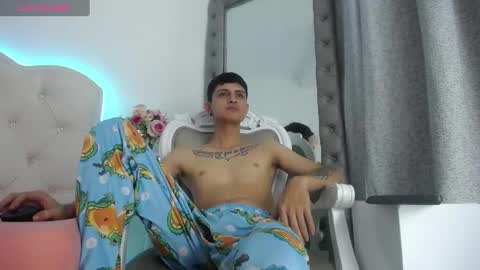 Snapshot of oliverkoch chatting on January 21, 2025, 3:37 am Oliver Koch online show from January 21, 2025, 3:37 am