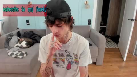 oliverrgroove online show from February 25, 2025, 4:31 pm