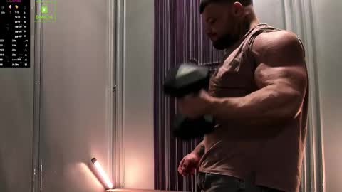 Snapshot of oliversport chatting on February 8, 2026, 6:17 am OliverSport online show from February 8, 2026, 6:17 am