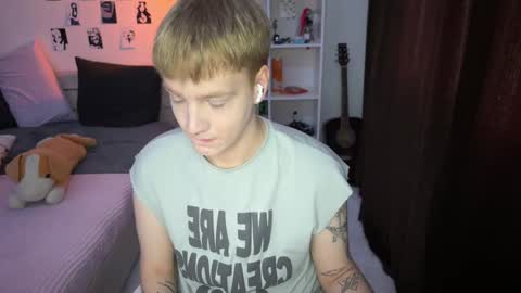 oliver online show from September 30, 2025, 1:16 pm