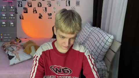 oliver online show from December 19, 2025, 2:13 pm