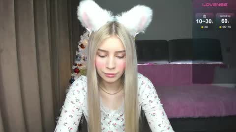 Snapshot of olivia1taylor chatting on December 18, 2025, 9:37 am Olivia online show from December 18, 2025, 9:37 am