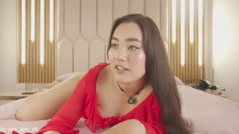Snapshot of olivia22love chatting on May 31, 2026, 4:09 am ..................................... 500 am- 1200 pm GMT-5 online show from May 31, 2026, 4:09 am