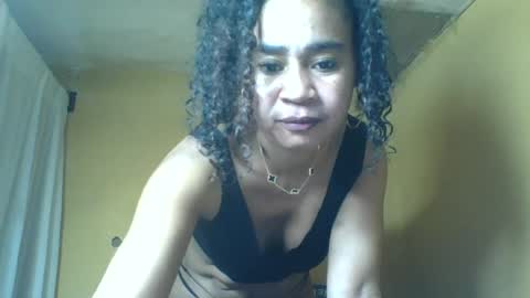 olivia9794 online show from June 28, 2026, 12:55 pm