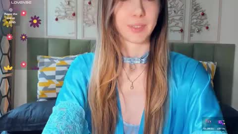 Snapshot of olivia_7 chatting on March 17, 2026, 7:06 pm Olivia online show from March 17, 2026, 7:06 pm