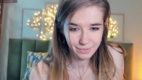 Snapshot of olivia_7 chatting on July 17, 2026, 5:51 pm Olivia online show from July 17, 2026, 5:51 pm
