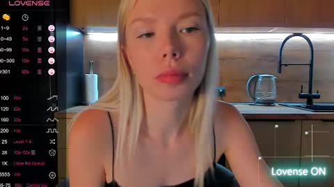 Snapshot of olivia_bells chatting on June 17, 2026, 8:32 pm Olivia 3 online show from June 17, 2026, 8:32 pm