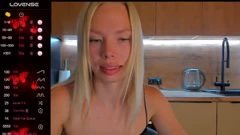 Snapshot of olivia_bells chatting on August 3, 2026, 8:45 pm Olivia 3 online show from August 3, 2026, 8:45 pm