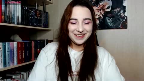 Snapshot of olivia_defo chatting on December 4, 2025, 8:06 pm olivia_defo online show from December 4, 2025, 8:06 pm